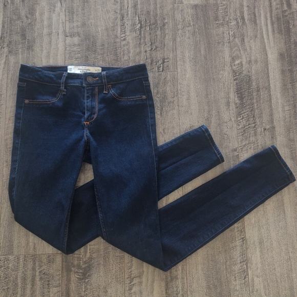 Abercrombie & Fitch Denim - Abercrombie and Fitch Blue Denim Jegging